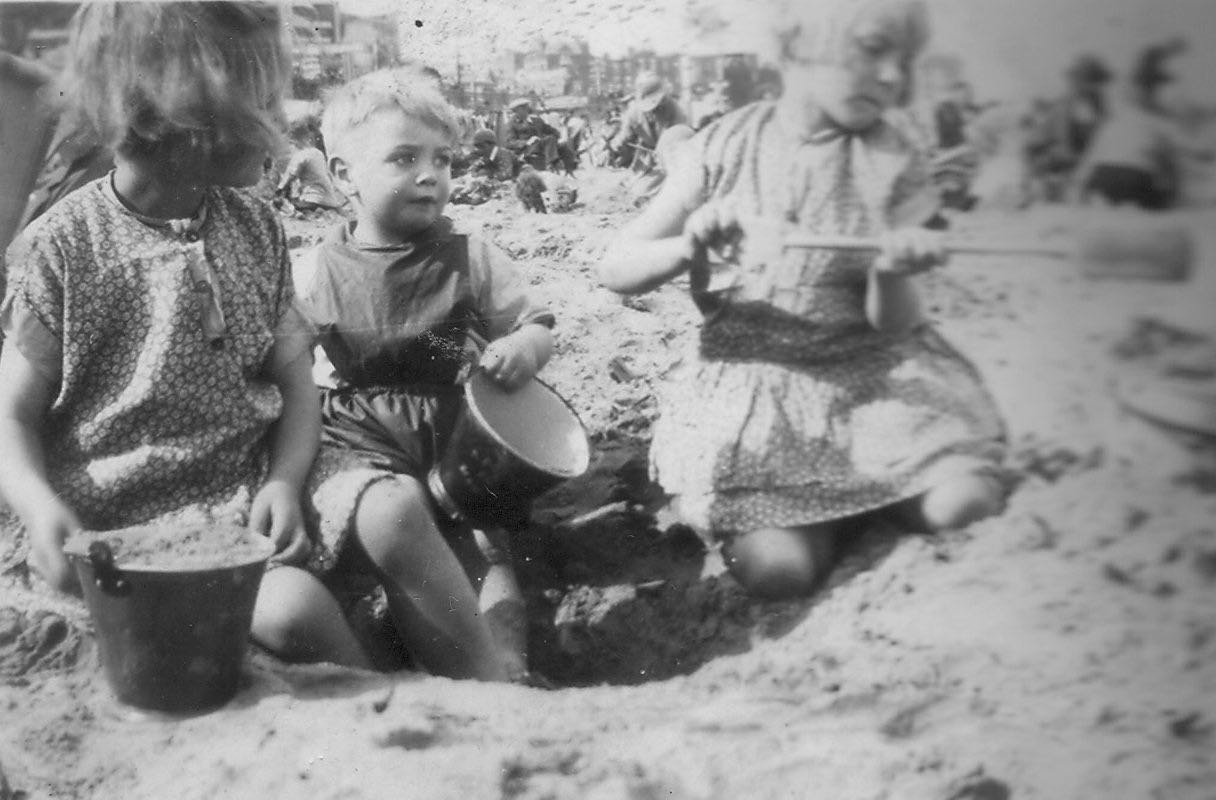 Elsie Eileen and Jim Margate 1931